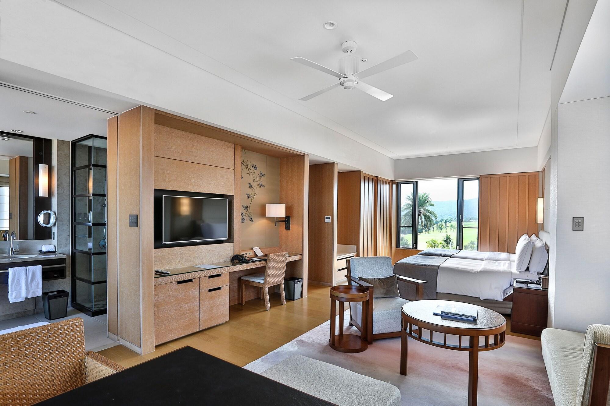 The Ritz-Carlton Okinawa Hotel Nago Buitenkant foto