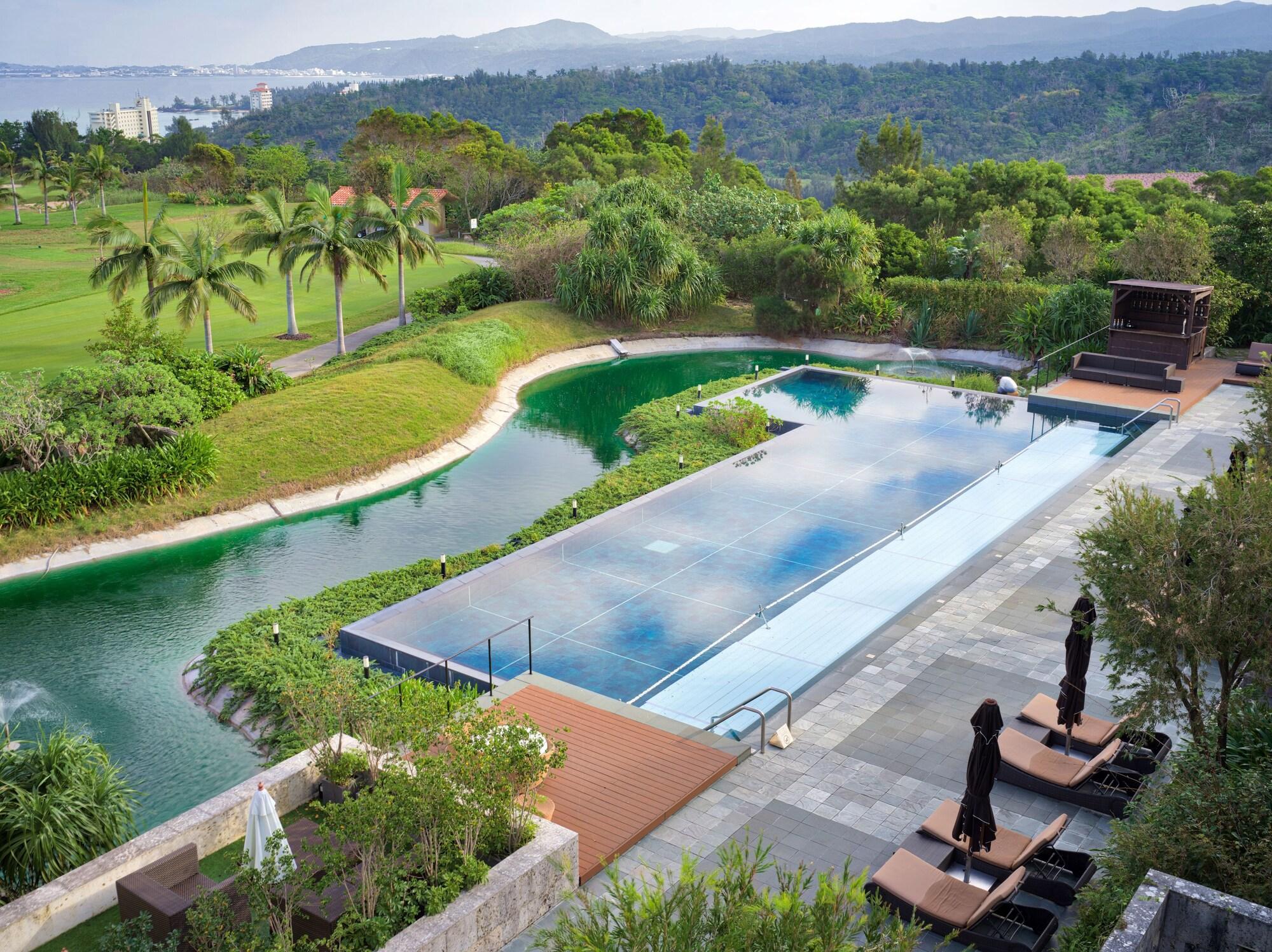 The Ritz-Carlton Okinawa Hotel Nago Buitenkant foto