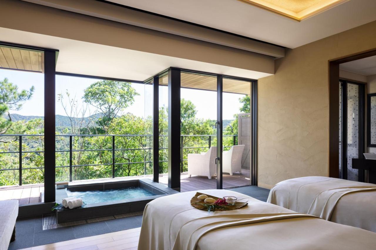 The Ritz-Carlton Okinawa Hotel Nago Buitenkant foto