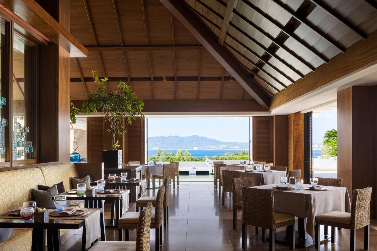The Ritz-Carlton Okinawa Hotel Nago Buitenkant foto